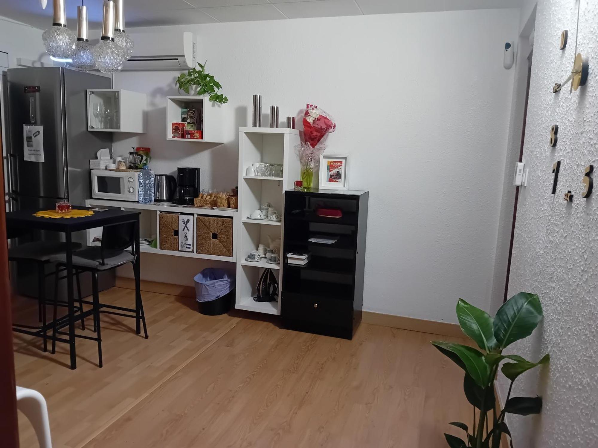 Apartamento Compartido Excelente Ubicacion El Prat de Llobregat Kültér fotó