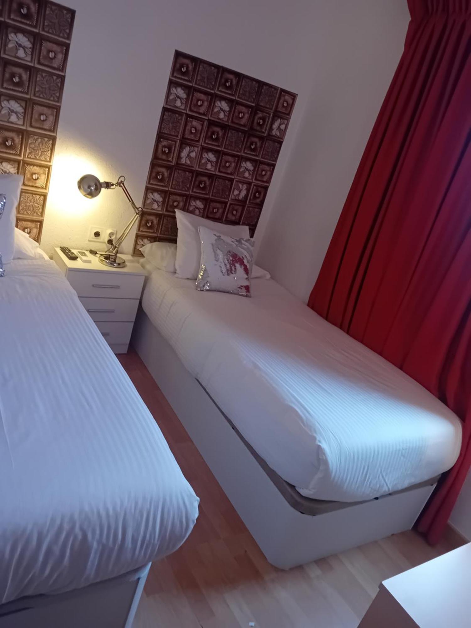 Apartamento Compartido Excelente Ubicacion El Prat de Llobregat Kültér fotó
