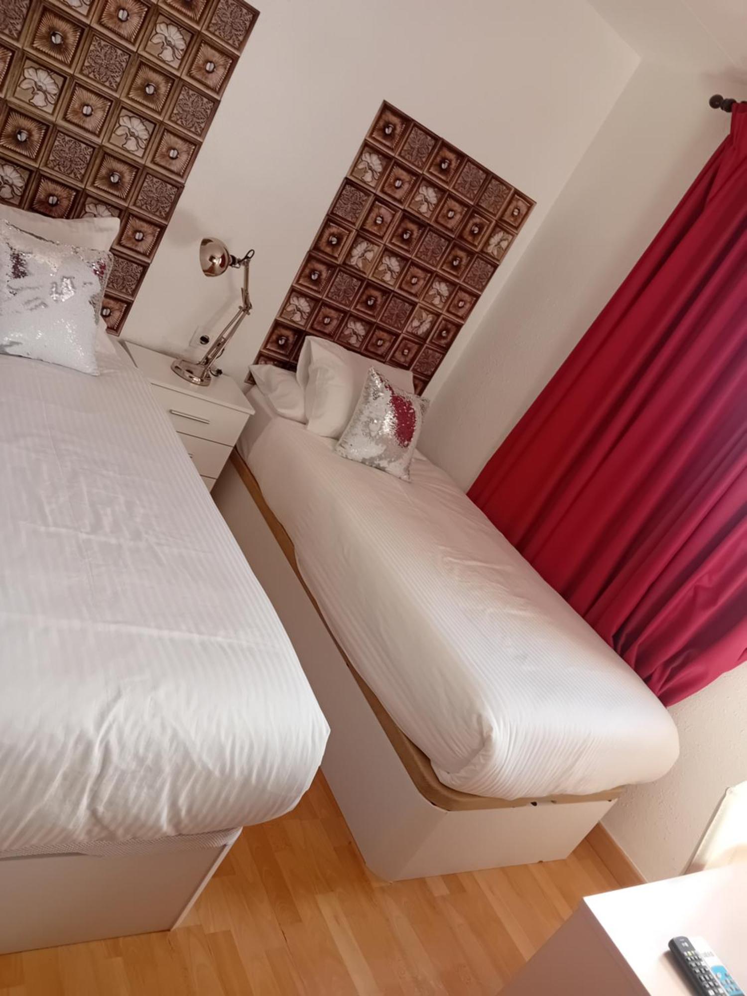 Apartamento Compartido Excelente Ubicacion El Prat de Llobregat Kültér fotó